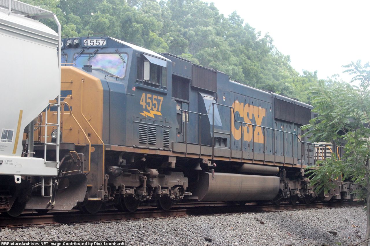 CSX 4557